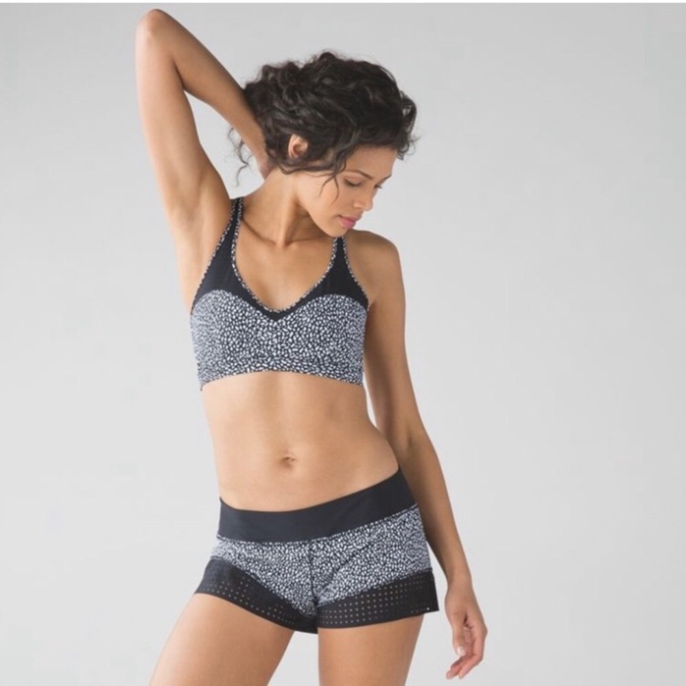 Womens Lululemon Stride To Tide Short 8 Laser Cut Out Speed Shorts Miss Mosiac